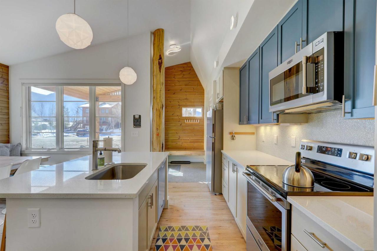 Modern Grand Lake Cabin With Fireplace And Deck! Екстер'єр фото